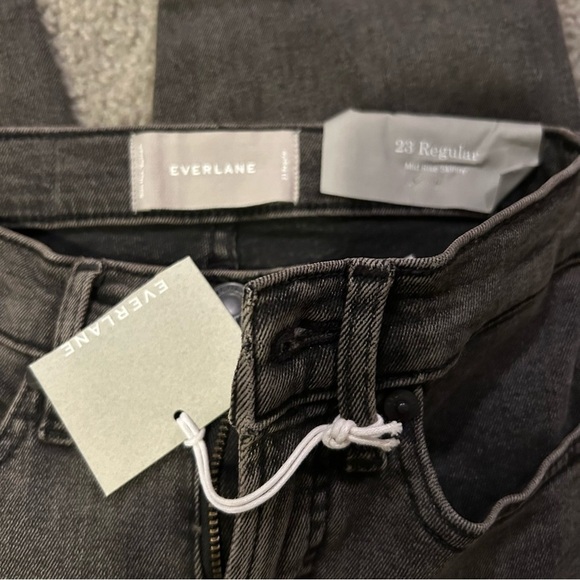 NWT EVERLANE Skinny Mid Rise Black Jeans - Picture 8 of 11